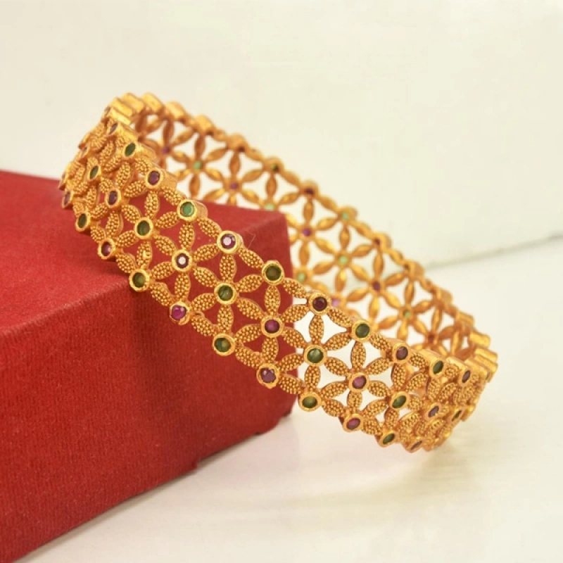 Charming Gold Plated Floral Ruby Emerald Matte Bangle