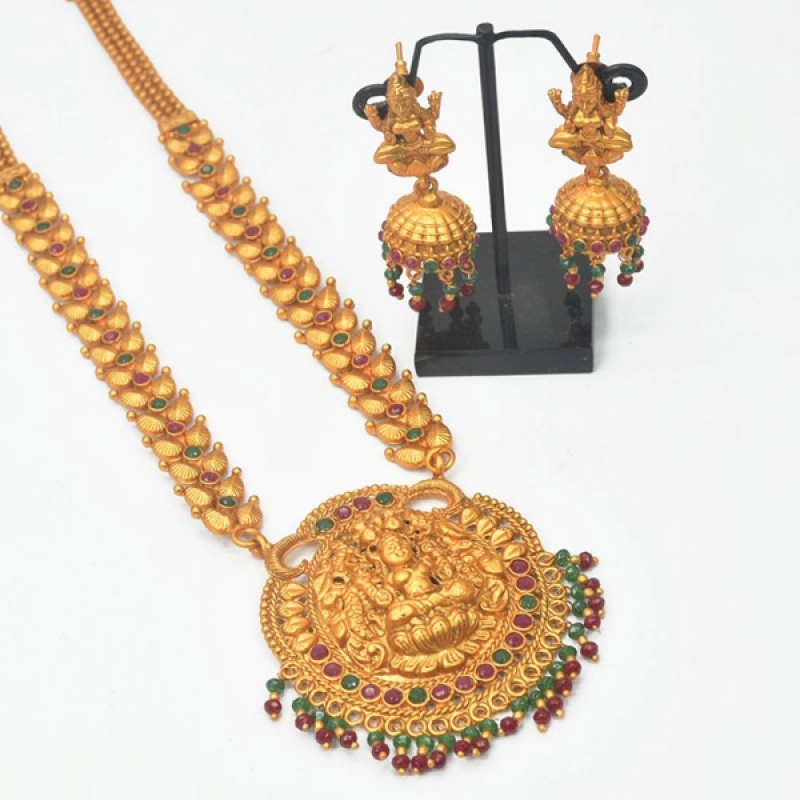Matte Ruby Emerald Chettinad Lakshmi Long necklace Set