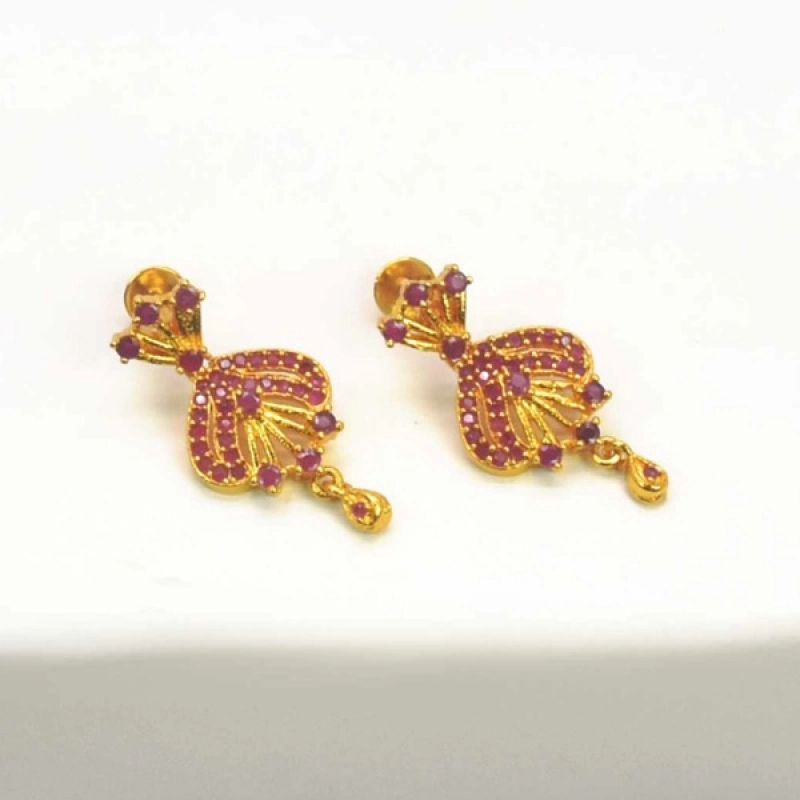 BEAUTIFUL GOLD PLATED RUBY STONES EARRINGS