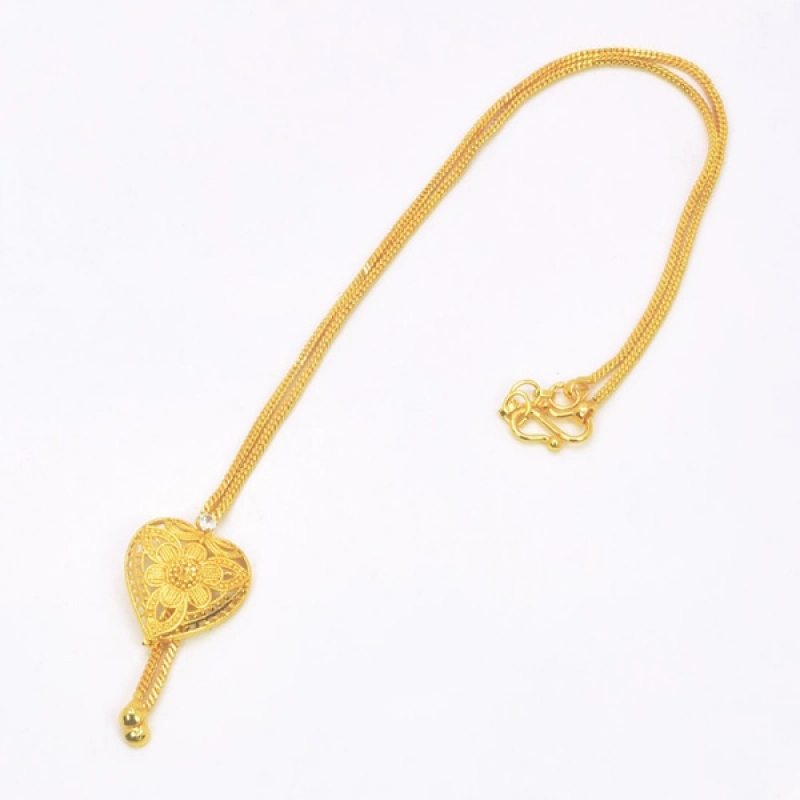 ATTRACTIVE GOLD PLATED FLORAL HEART LOCKET DESIGNER CHAIN