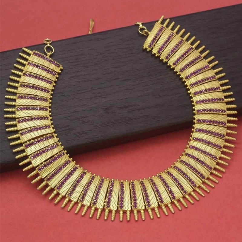 ANTIQUE GOLD PLATED BROAD MATTE FINISH RUBY NECKLACE