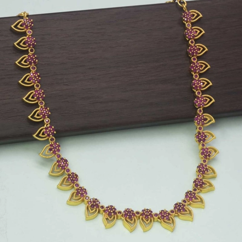 ANTIQUE GOLD PLATED MATTE FLORAL RUBY MANGO NECKLACE