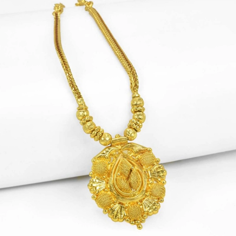 GOLD PLATED DESIGNER CHAIN WITH MESH PENDANT NECKLACE