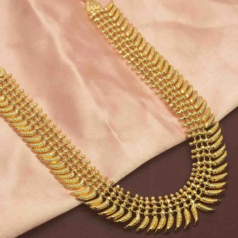 TRADITIONAL PULINAGAM DESIGN GOLD PLATED NECKLACE