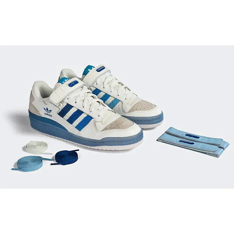 Adidas forum low Blue tint