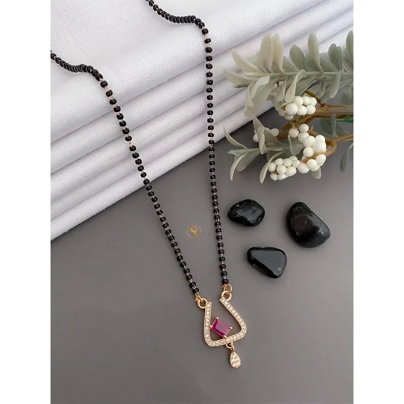 Mangalsutra with U shape pendant and single stone